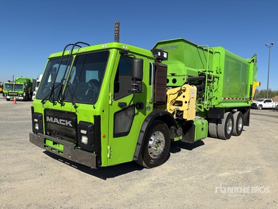 2018 Mack LR600 6x4 Side Loader Waste Collection Truck