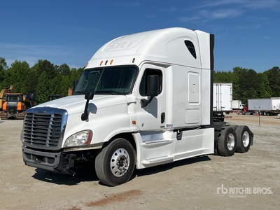 2014 Freightliner Cascadia 113 6x4 Cabeza Tractora Cabina Dormitorio