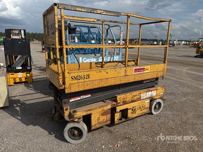 Grove SM2632E Electric منصة رفع متحركة