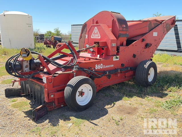 Flory 860 Nut Harvester