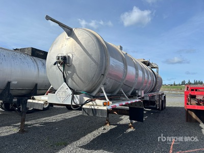 1973 Heil Tri/A Tanker Trailer