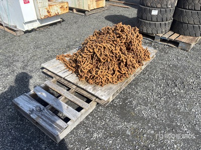 Volvo G990 Motor Grader Tire Chains Varios accesorios motoniveladora