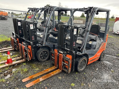 2014 Toyota 8FGCU20 4000 lb Cushion Tire Forklift