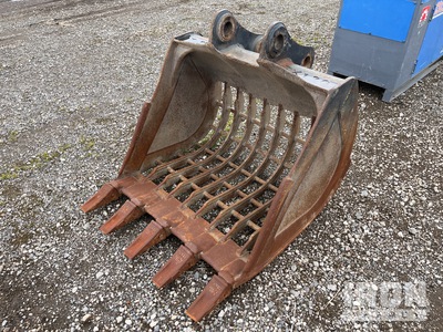 2014 年 Hitachi ZX120/ZX135 Excavator Bucket