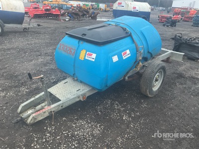 2013 Bowser Supply S/A Water Tank