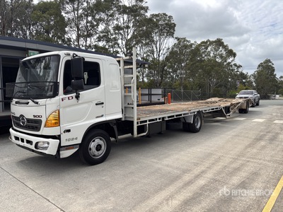 2011 Hino FD1J 4x2 Flatbed Truck