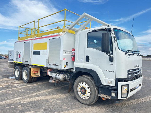 2019 Isuzu FVZ 260-300 12000 L 6x4 Extended Cab Fuel & Lube Truck
