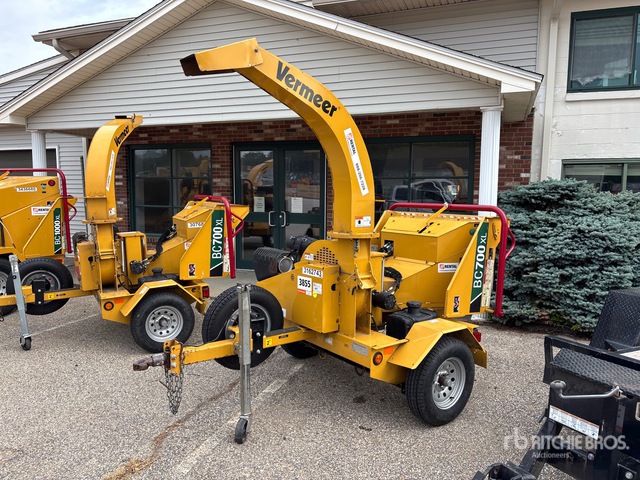 2021 Vermeer BC700XL Tow-Behind Wood Chipper