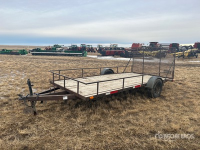 2005 14 ft S/A Equipment Trailer
