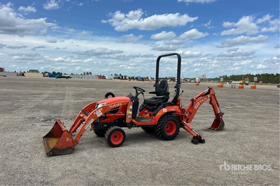 Kubota BX23S 4WD ユーティリティトラクター