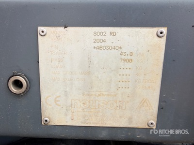2004 Neuson 8002 RD Midi Pelle Escavatore cingolato
