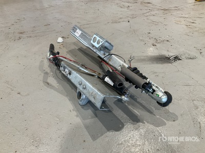 Quantity of (2) Hitch