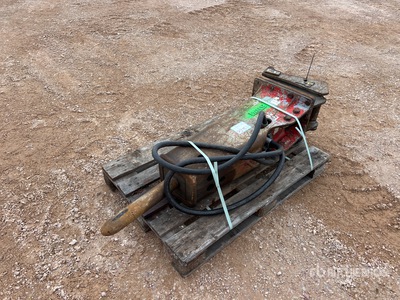 Marteau Hydraulique Hydraulic Breaker