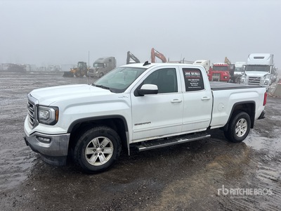 2018 GMC Sierra 1500 SLE 4x4 Extended Cab Pickup