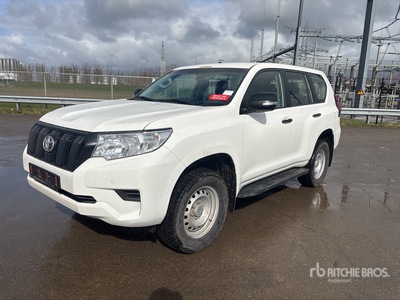 Toyota Land Cruiser Prado 150 4WD SUV