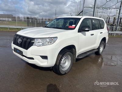 Toyota Land Cruiser Prado 150 4WD SUV