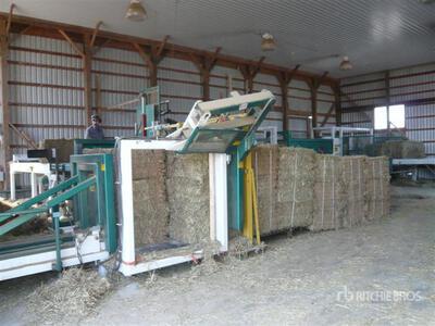 2003 Steffen 3600 Hay Press