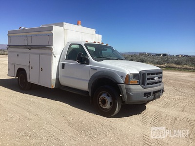 2005 Ford F-450 Super Duty Utility Truck