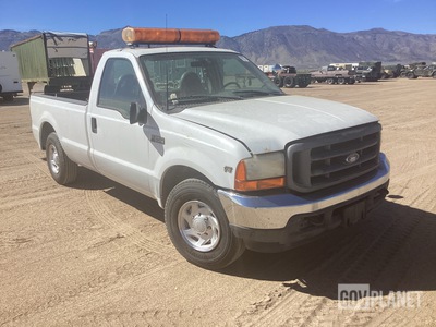 2001 Ford F-250 Super Duty XL Pickup