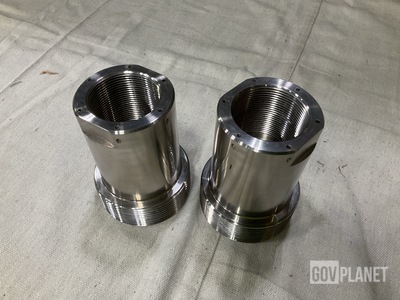 (2) Naval Sea Systems 8242879-1 Body Hubs