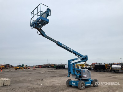 1996 Genie Z45/22 2WD Hybrid Articulating Boom Lift