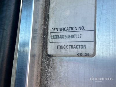 2016 Kenworth T370 4x2 S/A Day Cab Truck Tractor