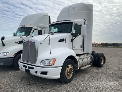 2013 Kenworth T660 4x2 Tracteur Routier