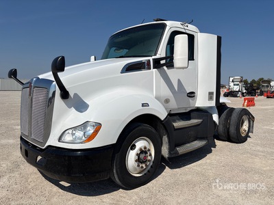 2016 Kenworth T680 4x2 S/A Day Cab Truck Tractor