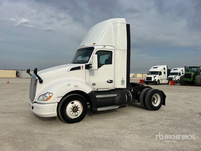 2016 Kenworth T680 4x2 S/A Day Cab Truck Tractor (Inoperable)