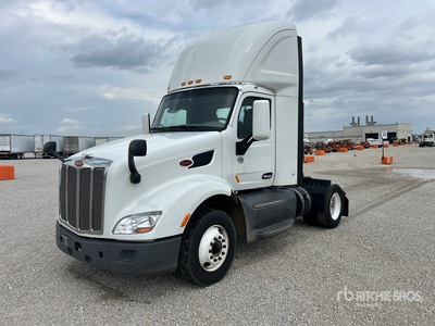 2018 Peterbilt 579 4x2 S/A Day Cab Truck Tractor