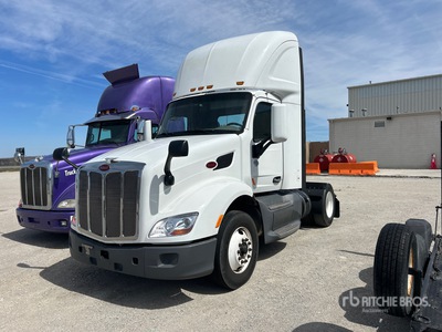 2018 Peterbilt 579 4x2 S/A Day Cab Truck Tractor