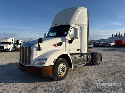 2016 Peterbilt 579 4x2 S/A Dagcabine Trekker