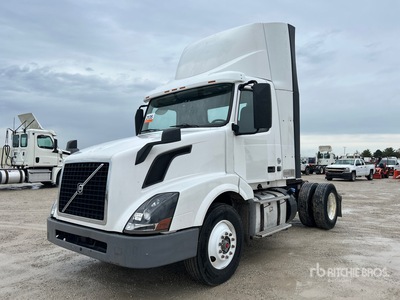 2016 Volvo VNL 4x2 S/A Day Cab Truck Tractor