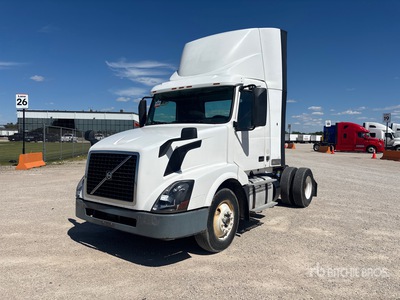 2016 Volvo VNL 4x2 S/A Day Cab Truck Tractor