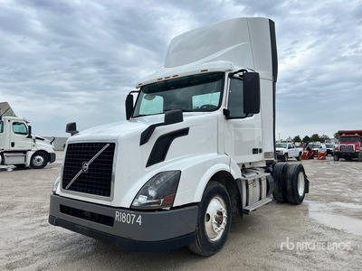 2016 Volvo VNL 4x2 S/A Day Cab Truck Tractor