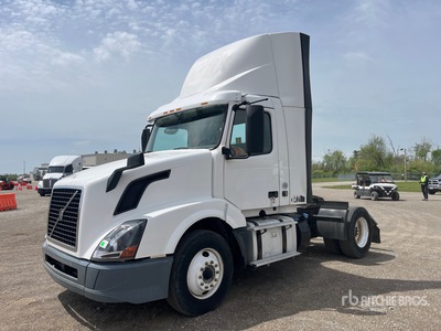 2018 Volvo VNL 4x2 Cabeza Tractora Cabina Corta