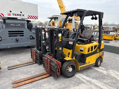 2016 Yale GC040LX 4000 lb Forklift