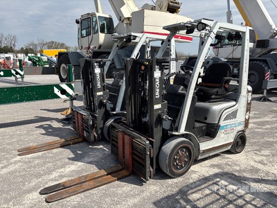 2014 Nissan CF40LP 4000 lb Carretilla Elevadora