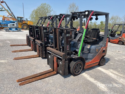 2015 Toyota 8FGCU20 4000 lb Forklift