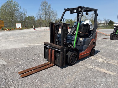 2015 Toyota 8FGCU20 4000 lb Forklift