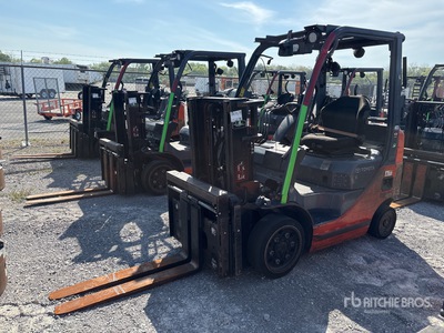 2015 Toyota 8FGCU20 4000 lb Forklift