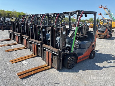 2015 Toyota 8FGCU20 4000 lb Forklift