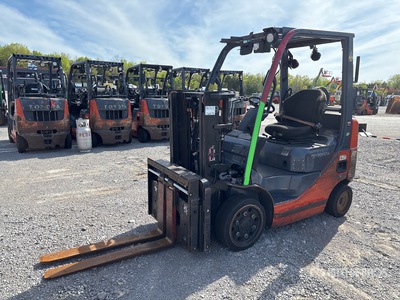 2015 Toyota 8FGCU20 4000 lb Forklift