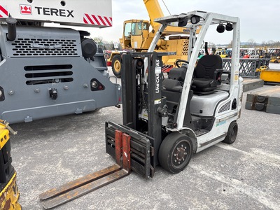 2015 Nissan CF40LP 4000 lb Chariot Élévateur
