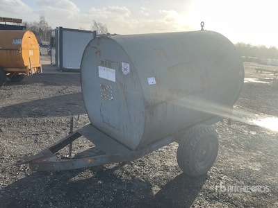 Trailer Engineering 2140 L Trailer Mounted Poly Diesel Kraftstofftank