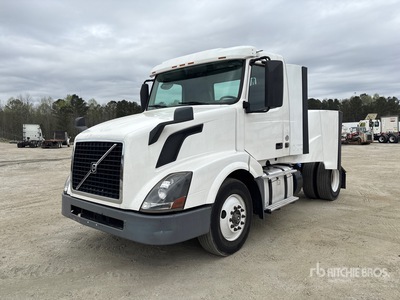 2017 Volvo VNL42T 4x2 Cabeza Tractora Cabina Corta