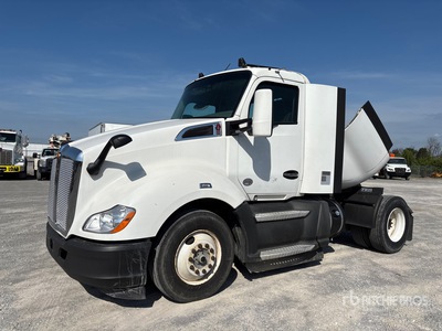 2019 Kenworth T680 4x2 S/A Day Cab Truck Tractor