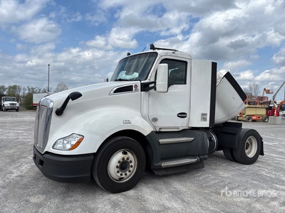 2020 Kenworth T680 4x2 S/A Day Cab Truck Tractor