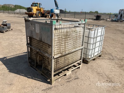 Quantity of (2) IBC Tanque de agua