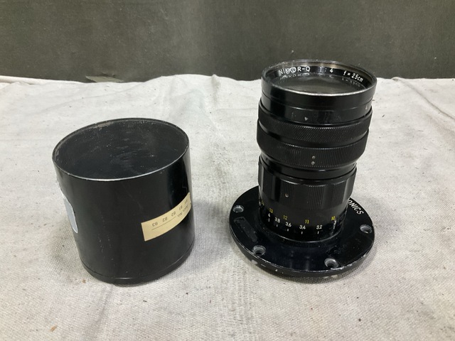 Nikon Nikkor-Q Camera Lens